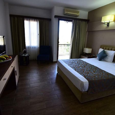 Club Simena Hotel Vasilia Buitenkant foto